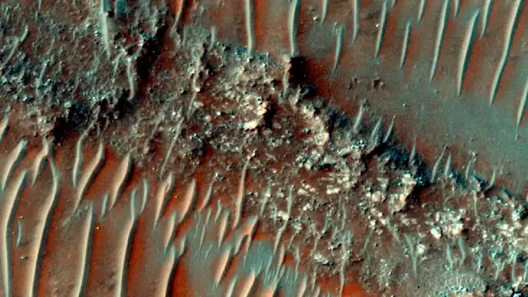 Mars'ta Dev Nehir İzleri Keşfedildi!