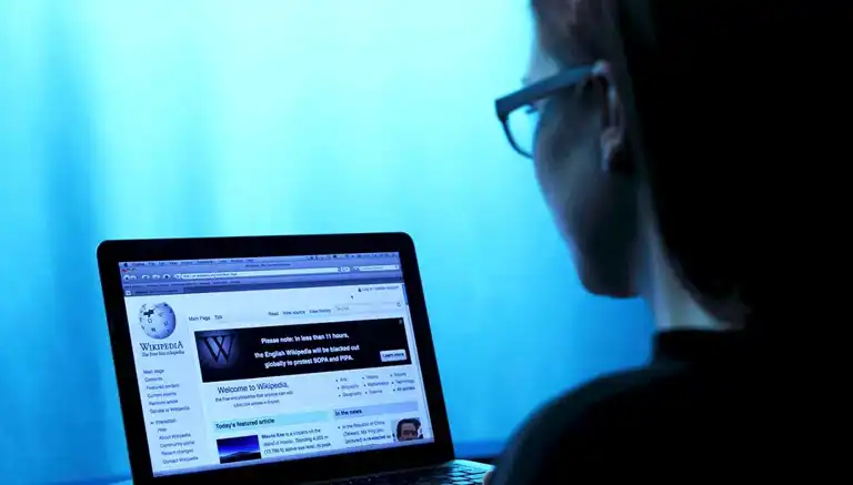 Wikipedia, Yapay Zeka Özetlerine Hayır Dedi!